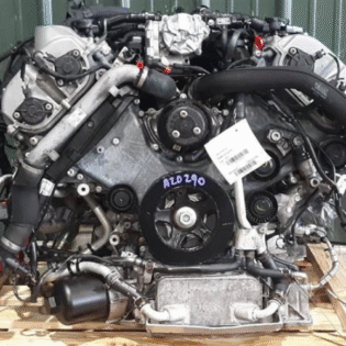 2016 Porsche Macan Engine